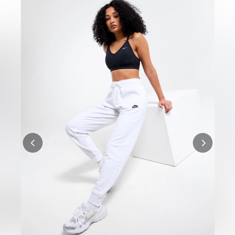 Nike Sweatpants